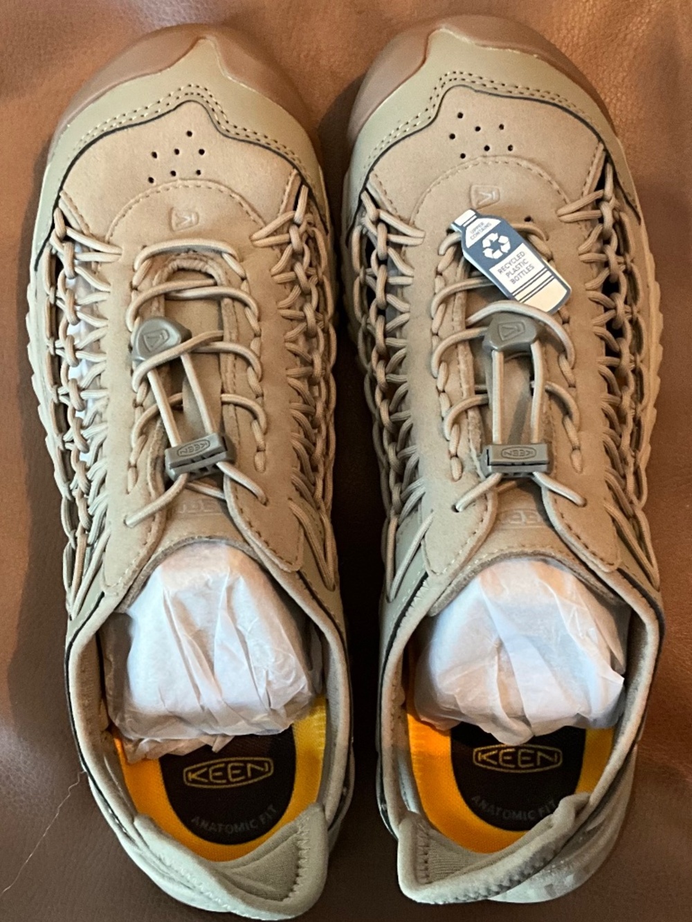 Keen Uneek Timberwolf Plaza Taupe NWT Men’s 8.5 EU 41